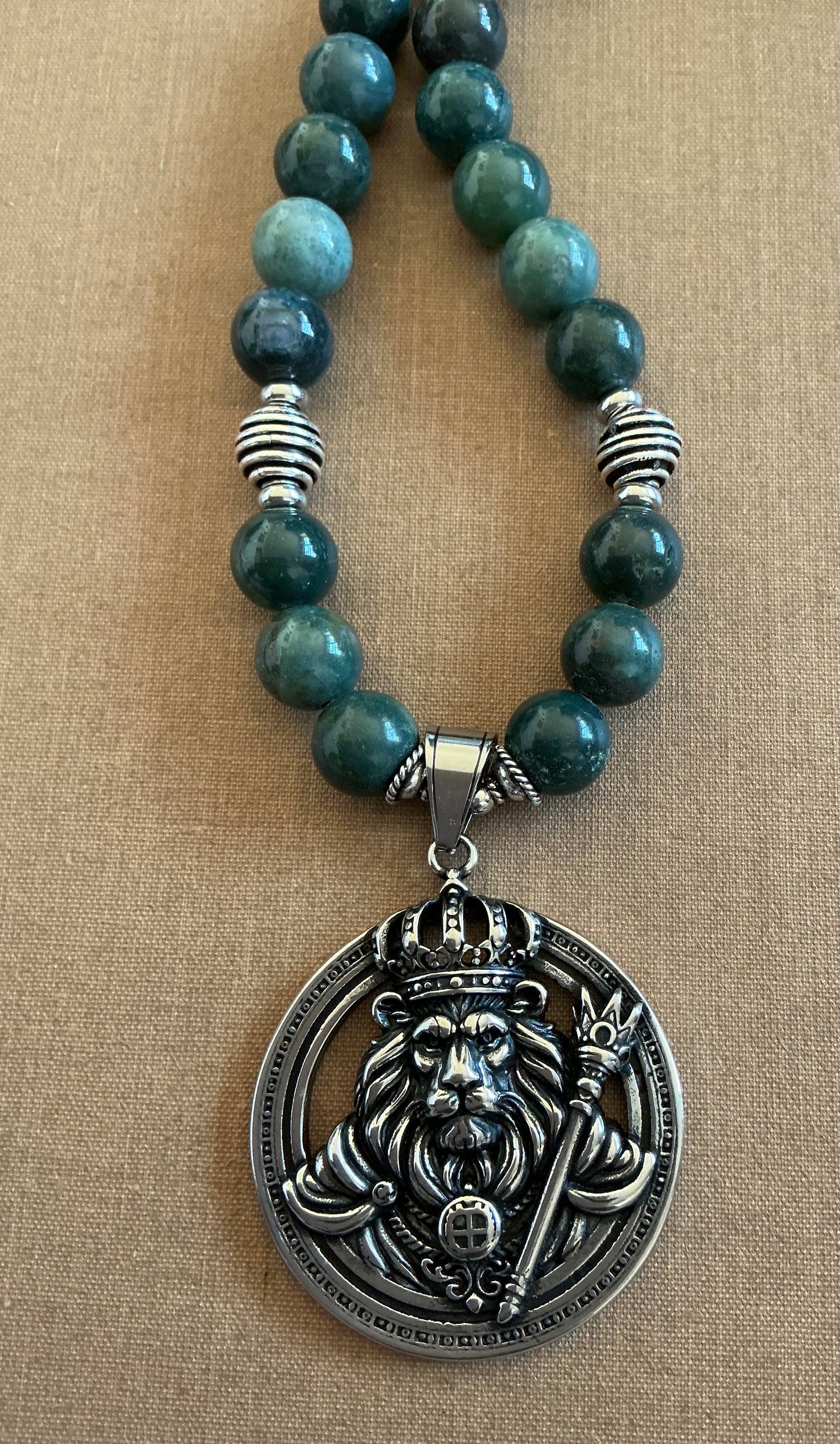Moss Agate Lion King Necklace