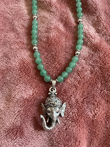 Handmade Aventurine Crystal Beaded Necklace with Ganesh Pendant