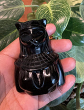 Obsidian Bastet – Sacred Protection & Shadow Healing