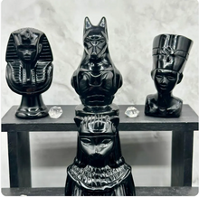 Obsidian Bastet – Sacred Protection & Shadow Healing