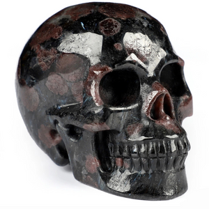 3.5" Hand Carved Russian Arfvedsonite with Garnet Skull